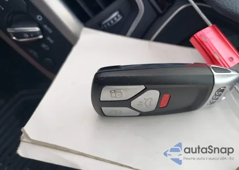 2025 Audi A5 Sportback Premium 45 Tfsi S Line Quattro S Tronic z USA, uszkodzony, nr VIN WAUDACF50SA011089